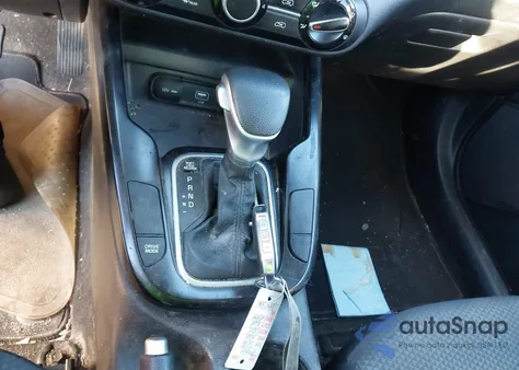 2020 Kia Soul Lx z USA, uszkodzony, nr VIN KNDJ23AU4L7722598